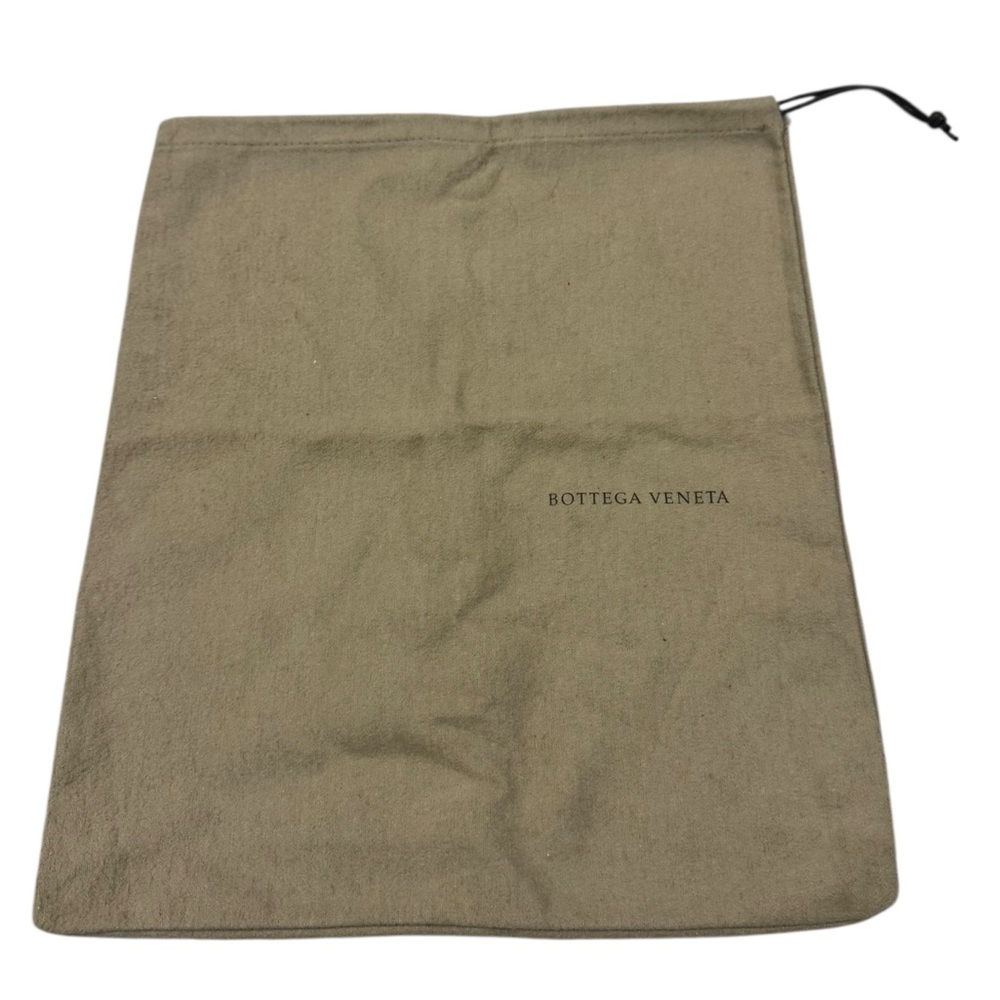Bottega Veneta***Large Beige Dustbag***13 1/4” x 15”